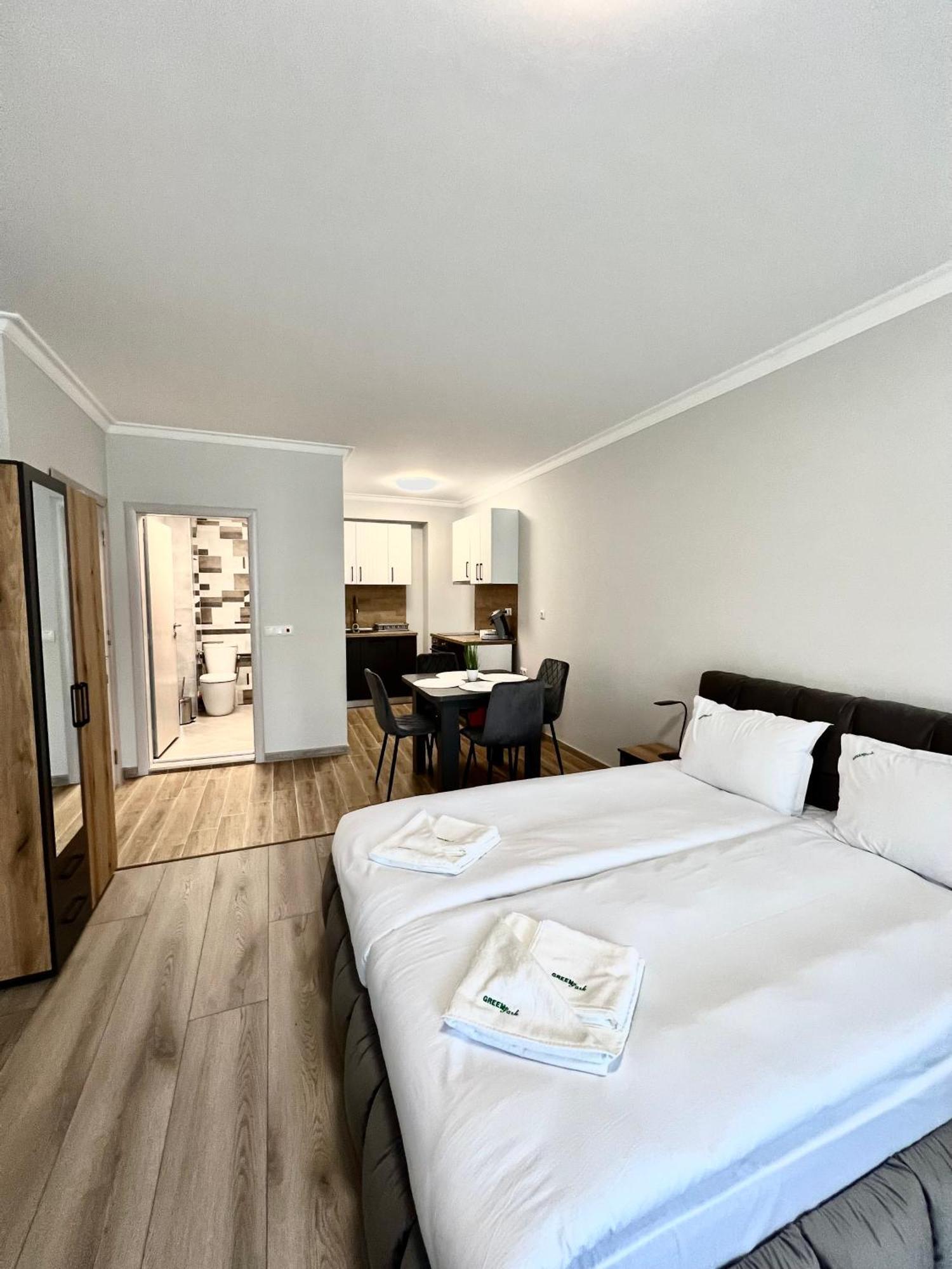 Green Park Apartments And Rooms For Guests Asenovgrad Luaran gambar